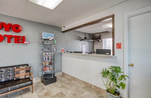Southside Hotel | Lackland Gateway Inn