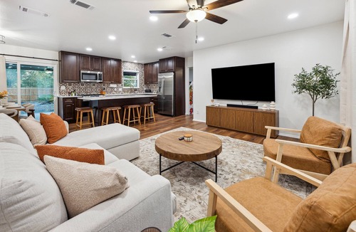 Southside House | Lackland Landing– Minutes from Lackland AFB