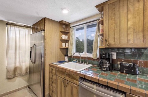 Rock Harbor House | Lagoon Front 3 Bedroom and Den, 4 Balcony, 3 Bathroom, 3 story Resort Townhouse