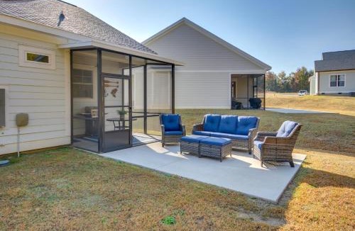 Greenwood House | Lake Access & Boat Slip: Greenwood Cottage!