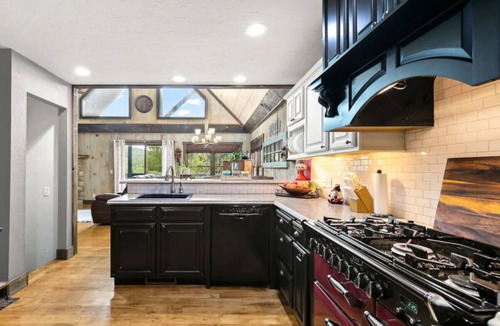 Lampe House | Lake Front Retreat - Pool Table, Golf Cart, Kayaks