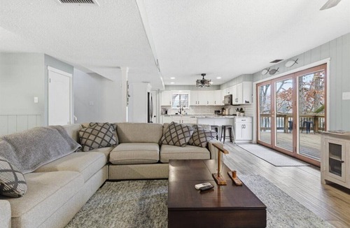 Lake of the Ozarks House | Lake of the Ozarks 3-bedroom Lakefront Escape with Private Dock. Sleeps 10.
