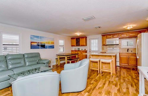 Wildwood Cottage | Lake-view home - walk to lake, beach, dock and boat ramp
