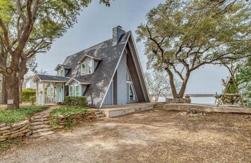 Lake Whitney House | Lake Whitney A-Frame w/Sunset Views: 4BR, 2BA