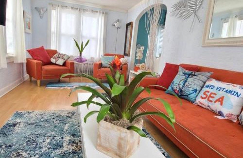 Lake Worth House | Lake Worth Beach Paradise Cove Cottage 2-1Bedroom