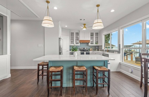 Indian Shores House | Lakefront Getaway w/Hot Tub, Kayaks & Spacious Deck