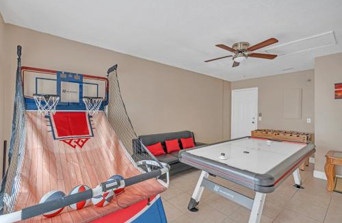 Quail Ridge House | Lakefront Home with Game Room and Views