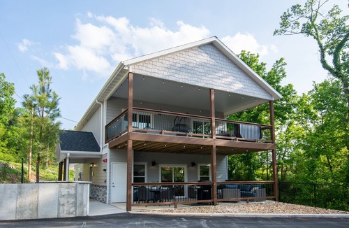 Branson House | Lakefront, Hot Tub, Infinity Pool | Whispering Waves