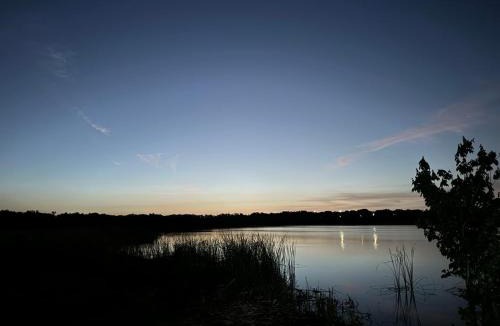 Lakeland House | Lakefront - Private Fishing Dock - Ample Parking