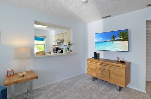 Whitney Beach Condo | Lakefront retreat - Minutes to Anna Maria Island - Driftwood Dreams