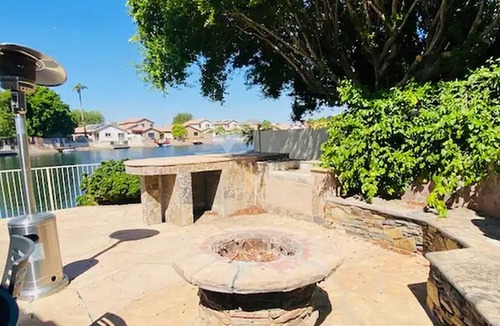 Arrowhead Lakes House | Lakefront Villa with Heated Pool