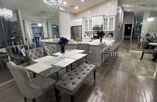 Lake Worth House | Lakeview 3-bedroom Greenacre House Close to Shopping/Dining