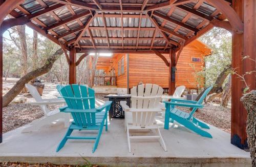 Canyon Lake House | 'Lakewood Secret' Cabin ~ 4 Mi to The Lake!