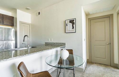 Spring Apartment | Landing | Amazing 1BD, Courtyard, Pool