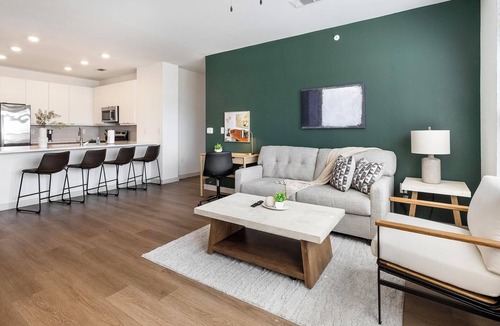 Celina Apartment | Landing | Amazing 1BD, Gym, Clubhouse