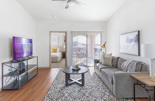 Fort Worth Apartment | Landing | Amazing 1BD, Pool, Gym
