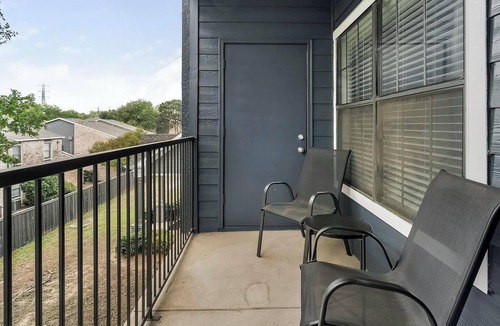 Medical Center District Apartment | Landing | Amazing 1BD, Gym, Pool