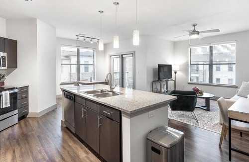 Haltom City Apartment | Landing | Amazing 2BD, Gym, Courtyard
