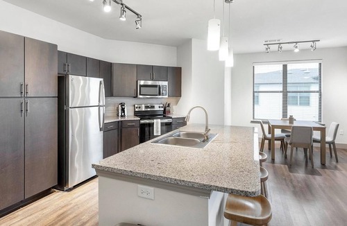 Haltom City Apartment | Landing | Amazing 2BD, Gym, Courtyard
