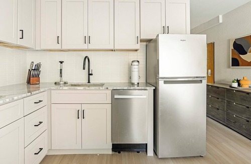 Northeast Raleigh Apartment | Landing | Amazing Studio, Pool, Gym