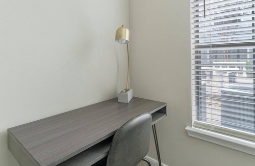 Briarforest Apartment | Landing | Beautiful 1BD, Pool, Gym