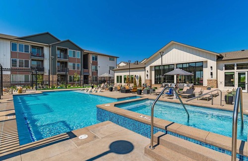 Firestone Apartment | Landing | Beautiful 1BD, Gym, Clubhouse