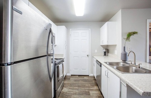 Tallahassee Apartment | Landing | Beautiful 2BD, Clubhouse, Game Room