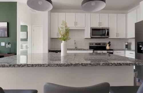 Laurel Apartment | Landing | Beautiful 2BD, Clubhouse, Gym