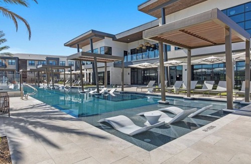 Wetmore Apartment | Landing | Chic 1BD, Yoga Studio, Pool