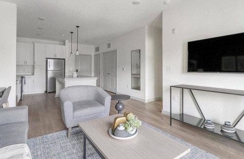 Jacksonville Apartment | Landing | Chic 2BD, Clubhouse, Gym