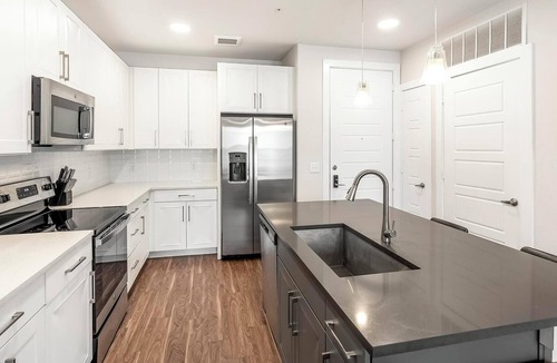 Wetmore Apartment | Landing | Chic 2BD, Yoga Studio, Pool