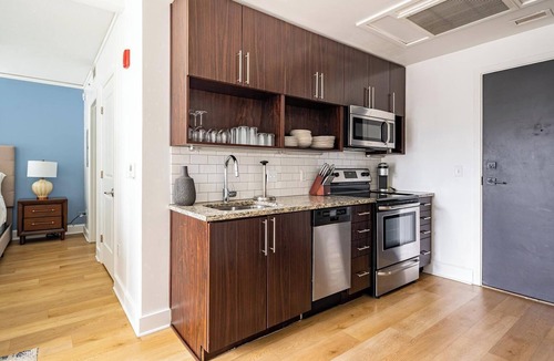 Financial District Apartment | Landing | Chic Studio, Game Room, Yoga Studio