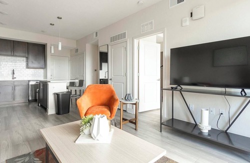 Palmetto Apartment | Landing | Incredible 1BD, Yoga Studio, Gym
