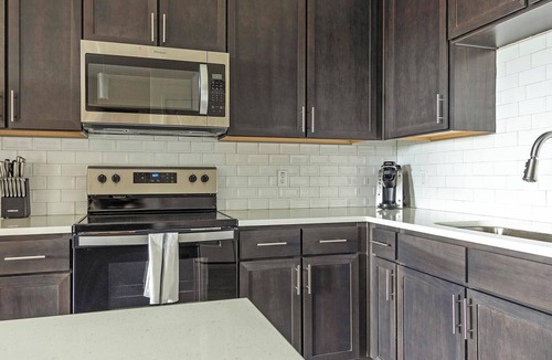 Palmetto Apartment | Landing | Incredible 1BD, Yoga Studio, Gym