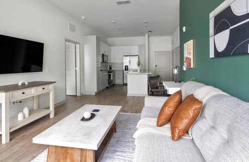 Southside Apartment | Landing | Incredible 2BD, Gym, Clubhouse
