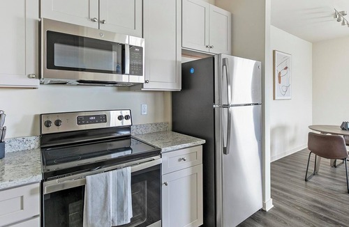 Fort Worth Apartment | Landing | Modern 1BD in North Fort Worth