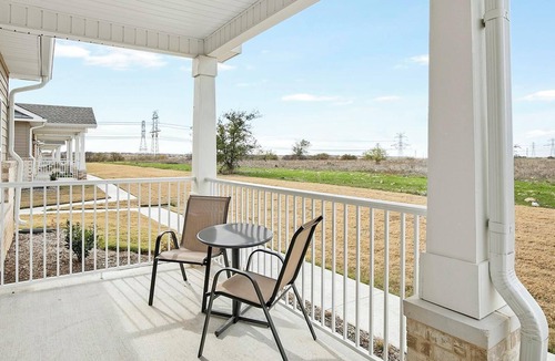 Fort Worth Apartment | Landing | Modern 1BD in North Fort Worth