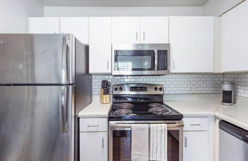 Tallahassee Apartment | Landing | Modern 1BD, Game Room, Gym