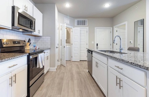 Crestview Apartment | Landing | Modern 2BD, Game Room, Clubhouse