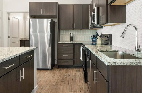 Tarpon Springs Apartment | Landing | Spectacular 2BD, Clubhouse