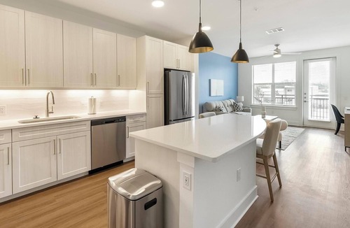 Roanoke Apartment | Landing | Spectacular 1BD in Downtown Roanoke