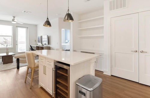 Roanoke Apartment | Landing | Spectacular 1BD in Downtown Roanoke
