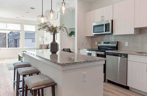 Firestone Apartment | Landing | Stunning 1BD, Clubhouse, Gym