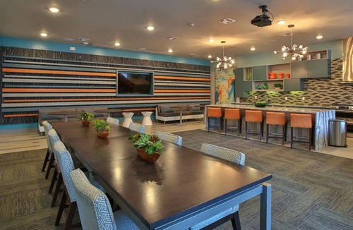 Spring Apartment | Landing | Stunning 1BD, Courtyard, Pool