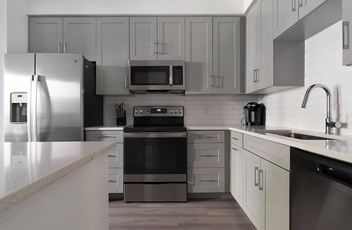 Fort Myers River District Apartment | Landing | Stunning 1BD, Gym, Rooftop Lounge