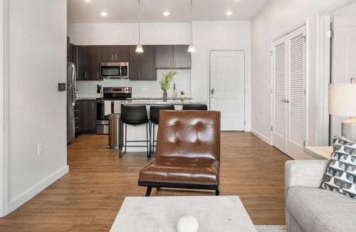 Tarpon Springs Apartment | Landing | Stunning 2BD, Clubhouse