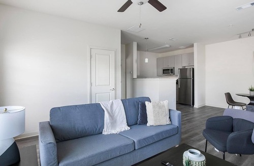 Fort Worth Apartment | Landing | Stylish 1BD in North Fort Worth