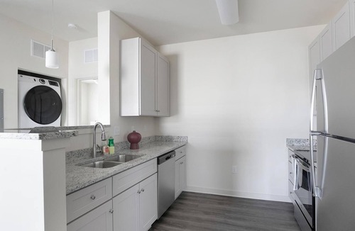 Fort Worth Apartment | Landing | Stylish 1BD in North Fort Worth