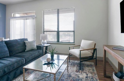 Spring Apartment | Landing Stylish 1BD Gym