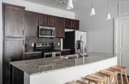 Buda Apartment | Landing | Stylish 2BD, Yoga Studio, Pool